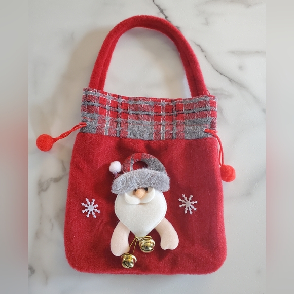 2 Felt Christmas Goodie Bags with Drawstrings Santa & Snowman - Picture 6 of 12